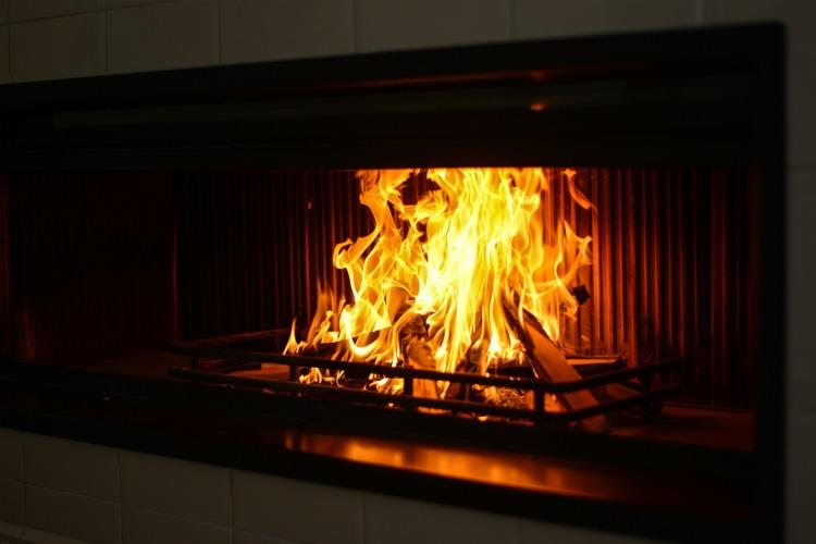 Fireplace Safety Tips &amp; Advice - Gas, Electric &amp; Wood Fires
