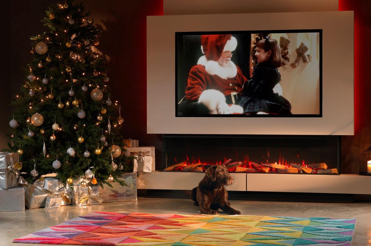 Decorating Your Modern Fire For Christmas