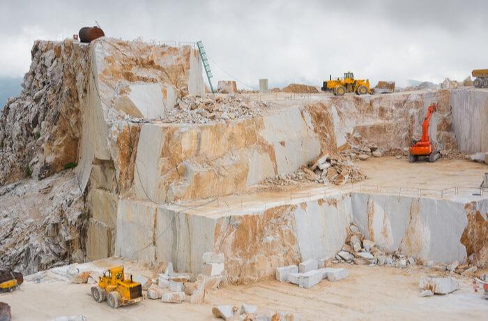 What is Carrara Marble and Where Does it Come From?