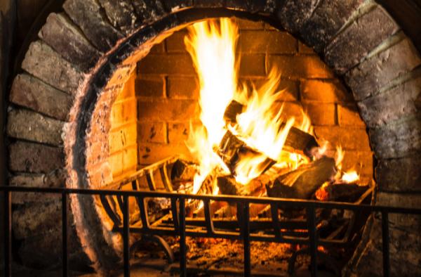 How to Improve the Efficiency and Heat Output of Your Open Fireplace