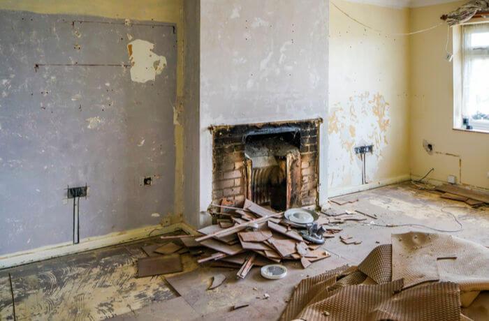 Should You Remove Your Chimney Breast?