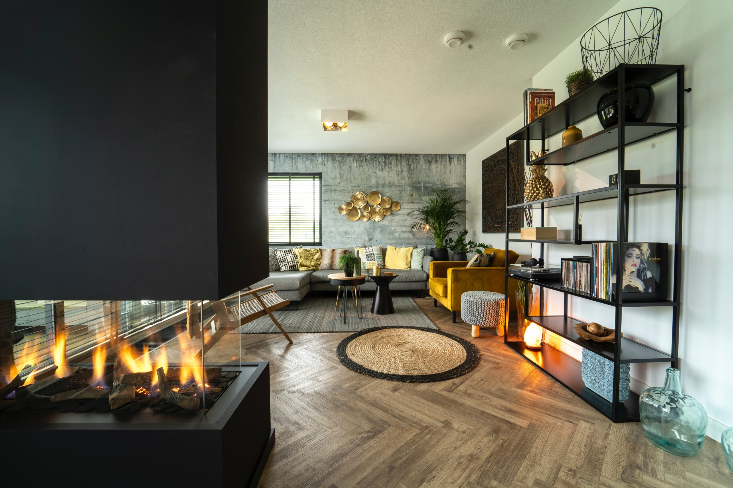 How efficient are different types of fireplaces